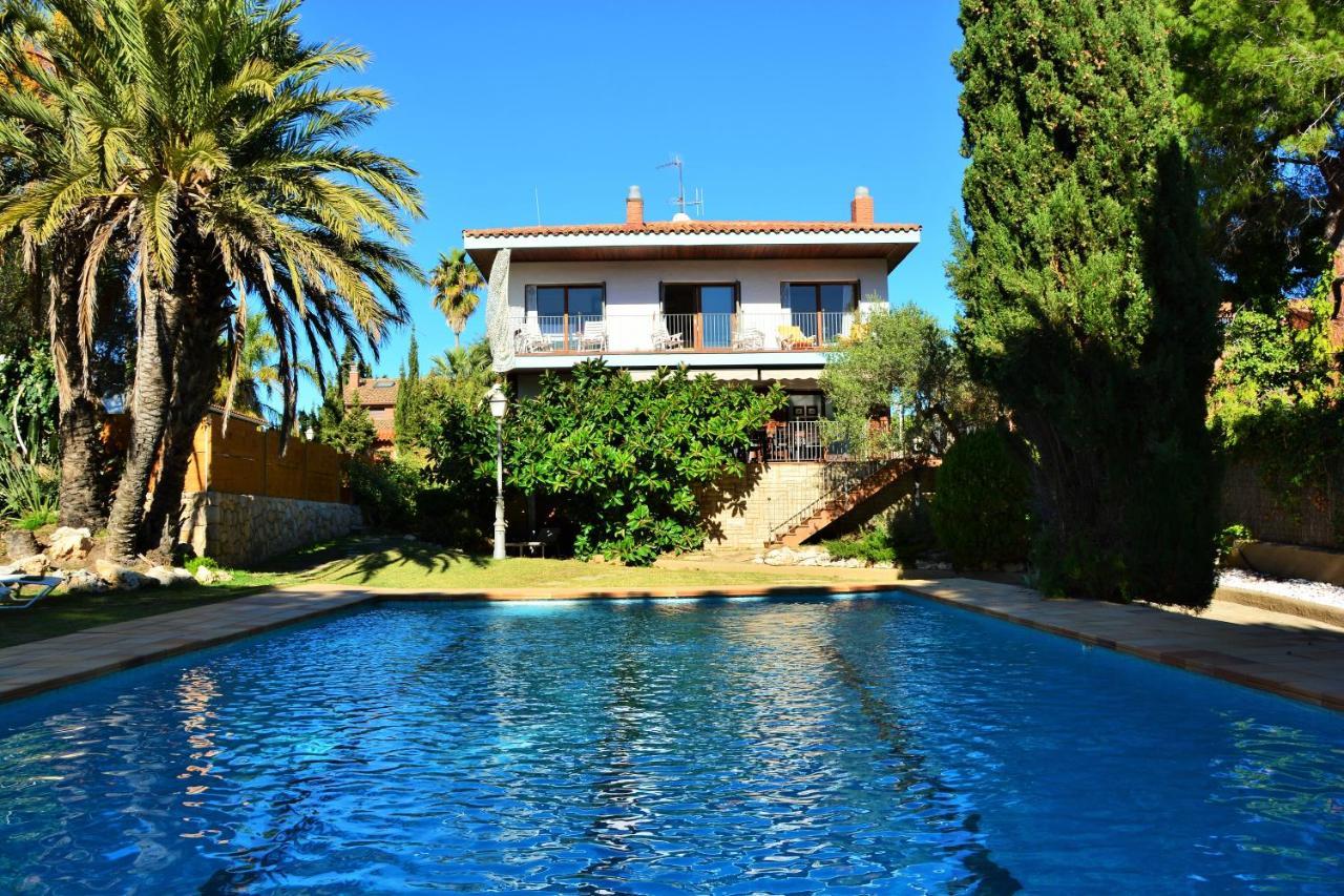 Villa Sitges El Ranch Amaizing Outdoor Areas Beaches At 5 Minutes Walk Sitges At 15 Min Drive Ac Pool Jacuzzi & Garden Xxl Calafell Eksteriør bilde