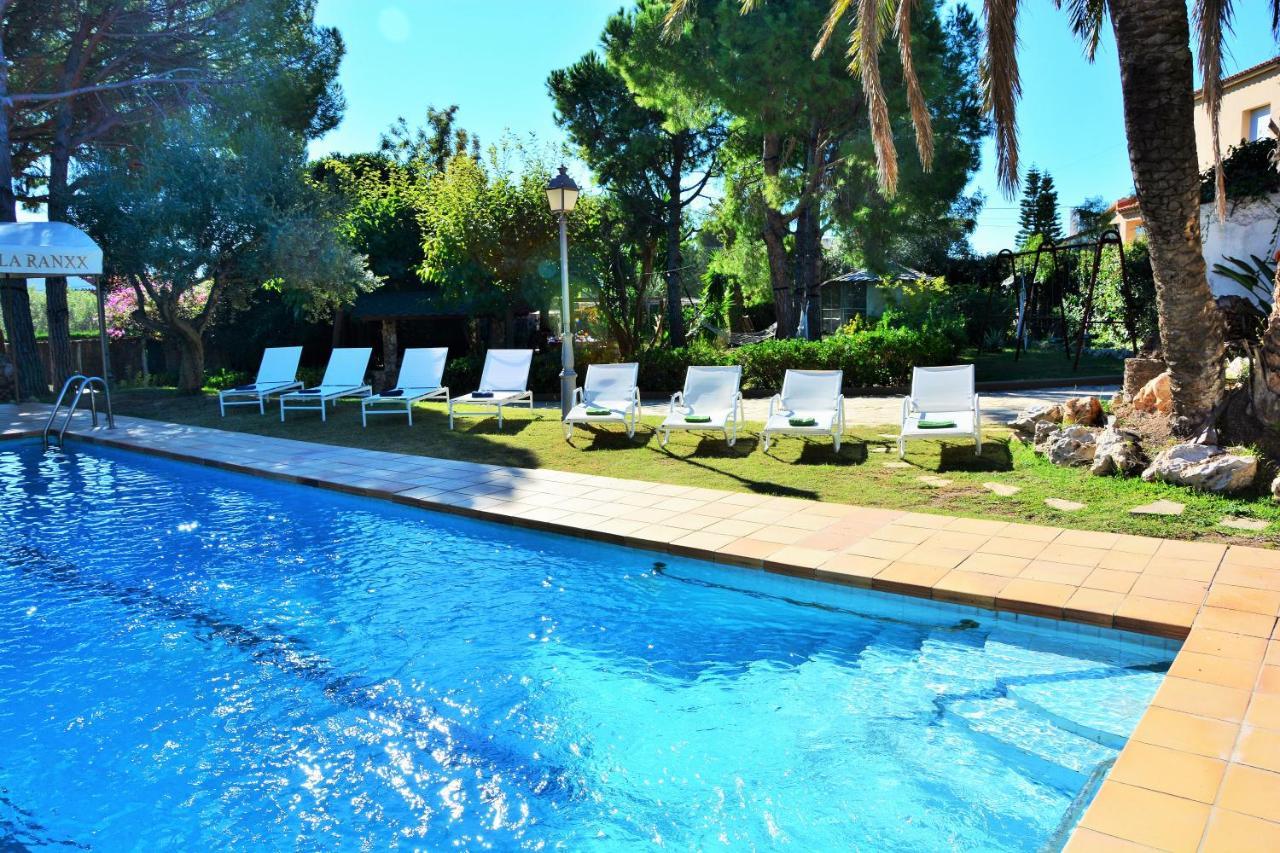 Villa Sitges El Ranch Amaizing Outdoor Areas Beaches At 5 Minutes Walk Sitges At 15 Min Drive Ac Pool Jacuzzi & Garden Xxl Calafell Eksteriør bilde