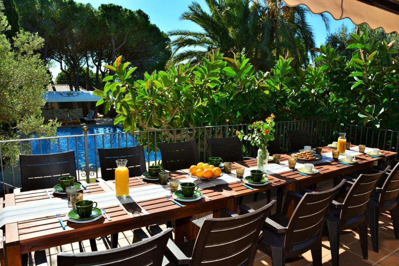 Villa Sitges El Ranch Amaizing Outdoor Areas Beaches At 5 Minutes Walk Sitges At 15 Min Drive Ac Pool Jacuzzi & Garden Xxl Calafell Eksteriør bilde