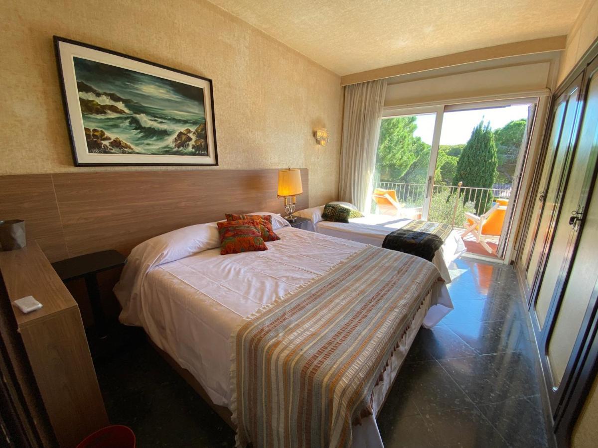 Villa Sitges El Ranch Amaizing Outdoor Areas Beaches At 5 Minutes Walk Sitges At 15 Min Drive Ac Pool Jacuzzi & Garden Xxl Calafell Eksteriør bilde