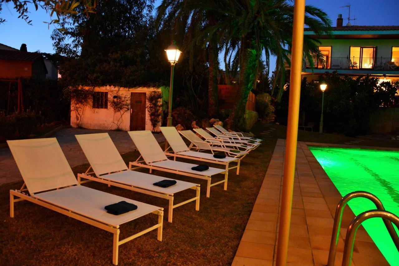 Villa Sitges El Ranch Amaizing Outdoor Areas Beaches At 5 Minutes Walk Sitges At 15 Min Drive Ac Pool Jacuzzi & Garden Xxl Calafell Eksteriør bilde