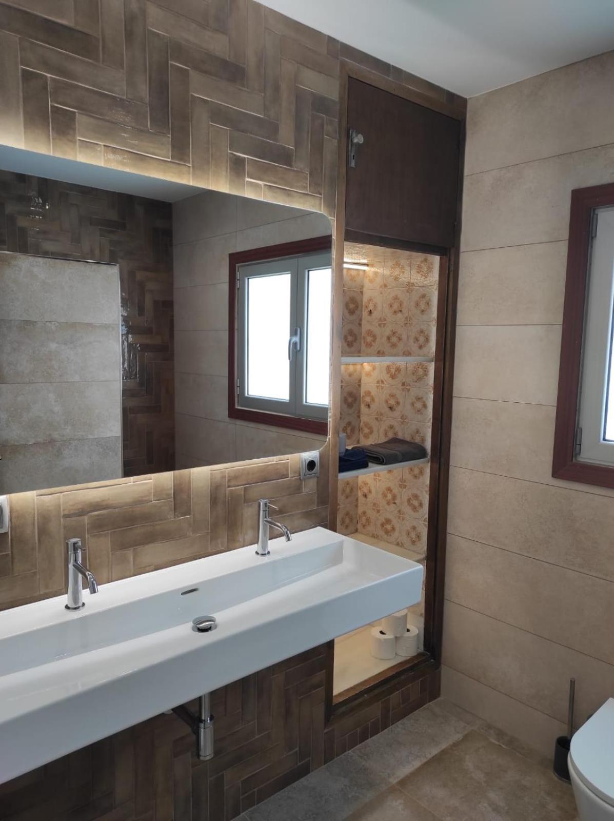 Villa Sitges El Ranch Amaizing Outdoor Areas Beaches At 5 Minutes Walk Sitges At 15 Min Drive Ac Pool Jacuzzi & Garden Xxl Calafell Eksteriør bilde